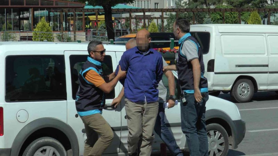 Kayseri’de Dehşete Düşüren Cinayetle İlgili 3 Kişi Adliyeye Sevk Edildi
