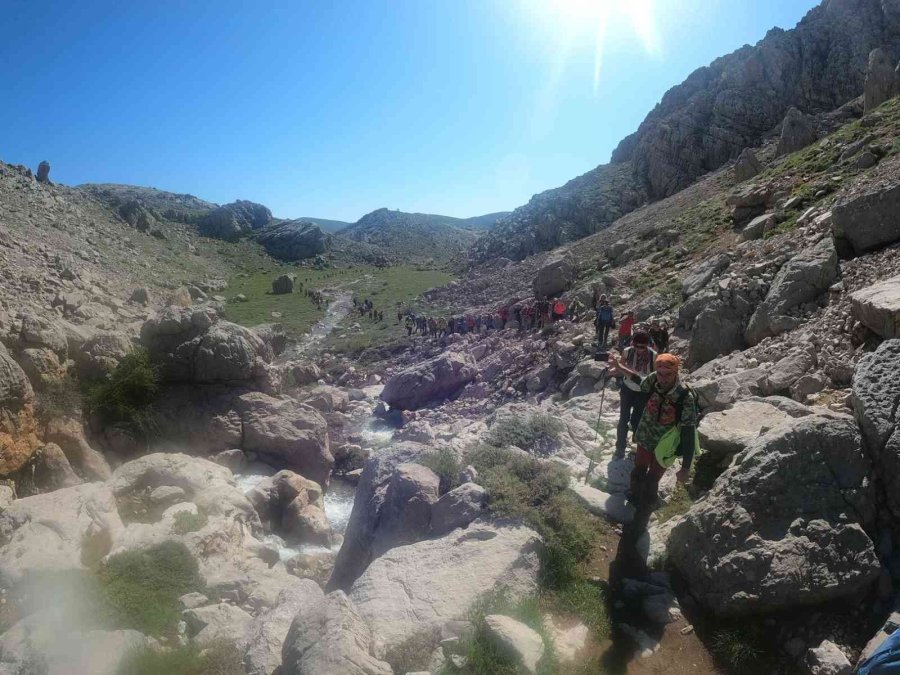Doğaseverler Konya Büyükşehir’in Yürüyüş Etkinliğinde Buluşuyor