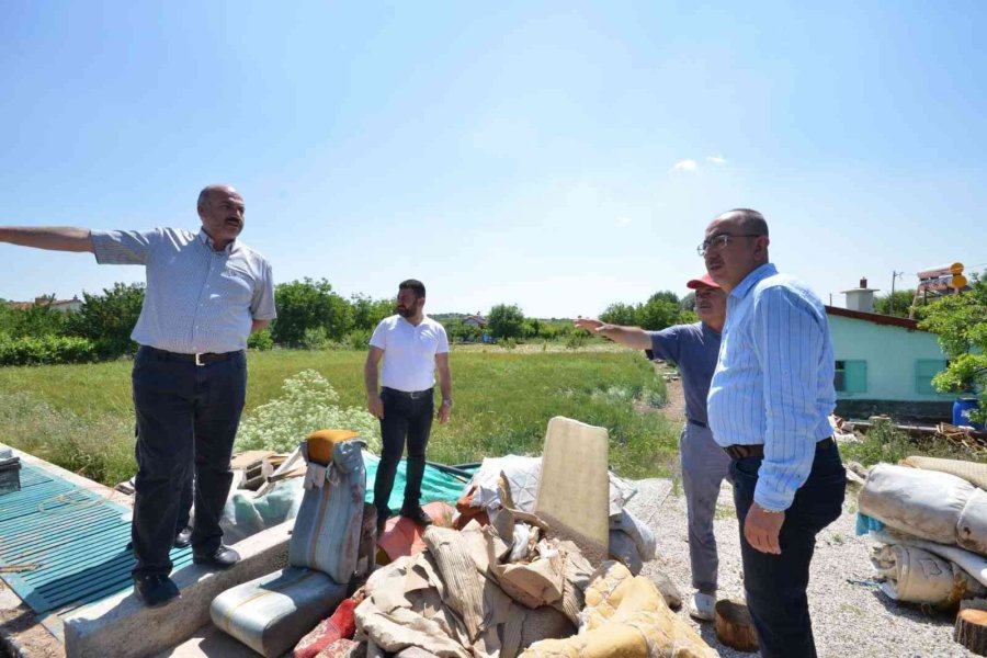 Başkan Kavuş Yağışlardan Olumsuz Etkilenen 4 Mahallede İncelemelerde Bulundu
