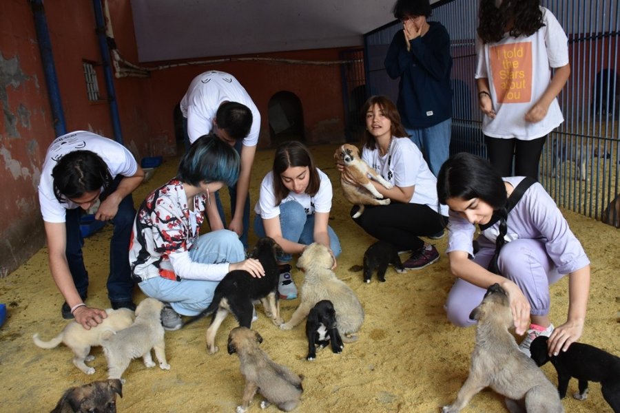 Kocasinan Belediyesi’nin Küçük Dostlar Çalışmalarına Liseli Öğrencilerinden Destek