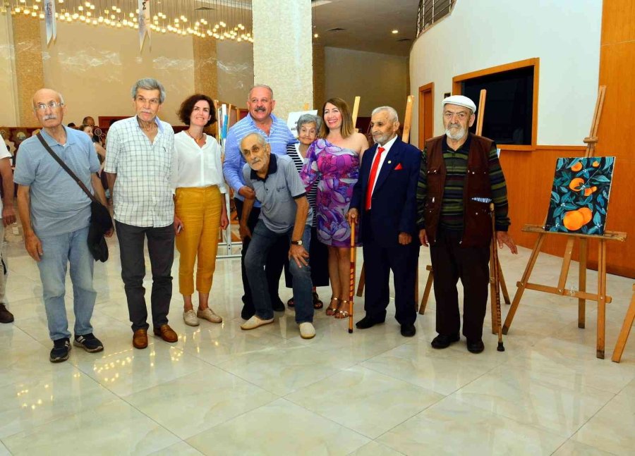 Hem Eserlerini Sergilediler Hem De Eğlendiler