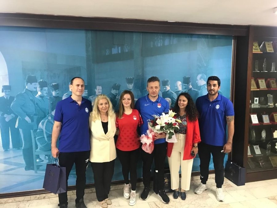 Milli Yüzücü Sümeyye Boyacı: “bundan Sonraki En Büyük Hedef 2024 Paris”