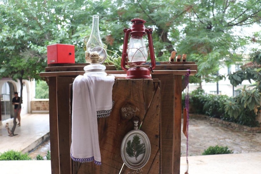 Yerel Harikalar Dolabı Aks Kaleiçi Evi’nde Açıldı