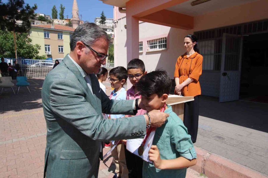 Hacılar’da Karne Heyecanı