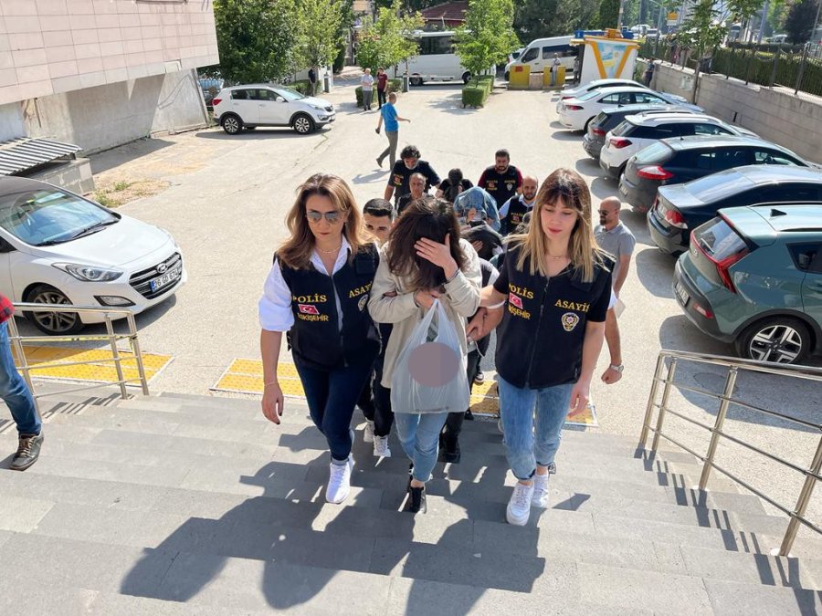 Fuhuş Operasyonunda 7 Gözaltı