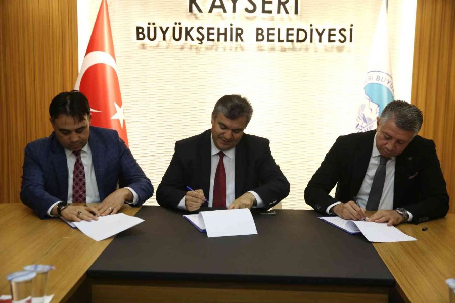 Büyükşehir, Üretim Ve İstihdamı Artırmaya Yönelik Bir Protokole Daha İmza Attı