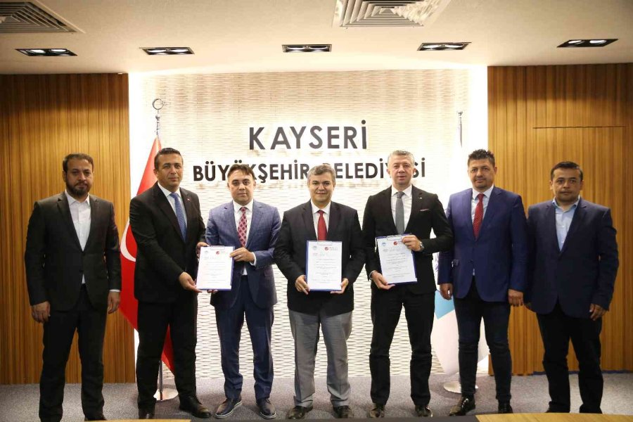 Büyükşehir, Üretim Ve İstihdamı Artırmaya Yönelik Bir Protokole Daha İmza Attı