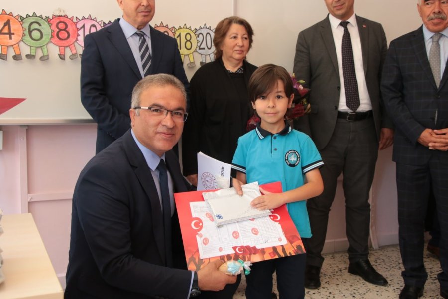 Kayseri’de 314 Bin 161 Öğrenci Karne Heyecanı Yaşadı