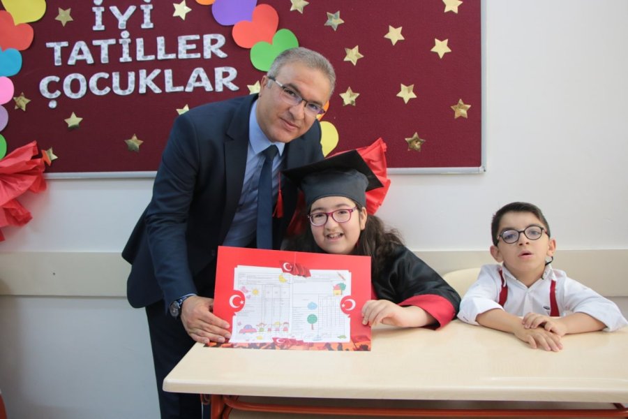 Kayseri’de 314 Bin 161 Öğrenci Karne Heyecanı Yaşadı