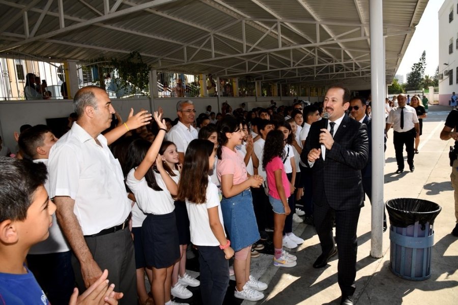 Mersin’de 406 Bin 912 Öğrenci Karne Heyecanı Yaşadı