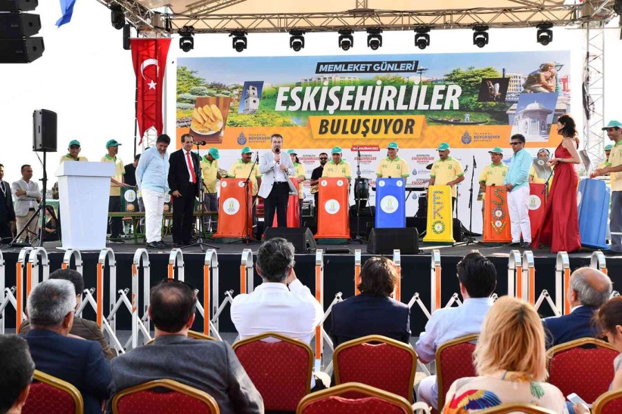 İstanbul’da Tepebaşı Rüzgârı