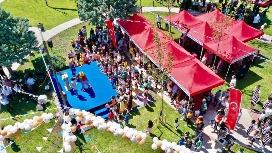 Aksaray’da Fatih Millet Bahçesi Açıldı