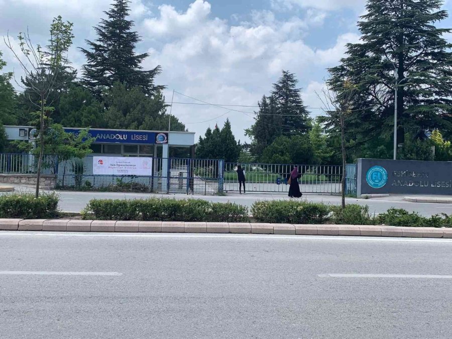 Sınava Heyecanını Piknik Keyfiyle Bastırdılar