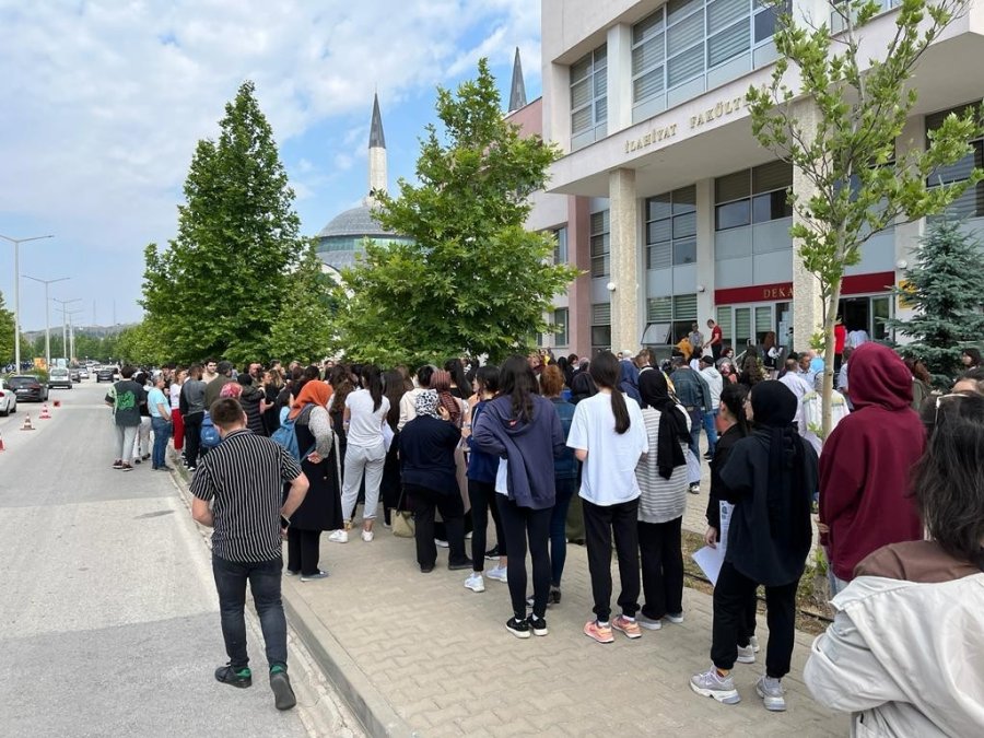 Eskişehir’de Öğrencilerin Yks Heyecanı