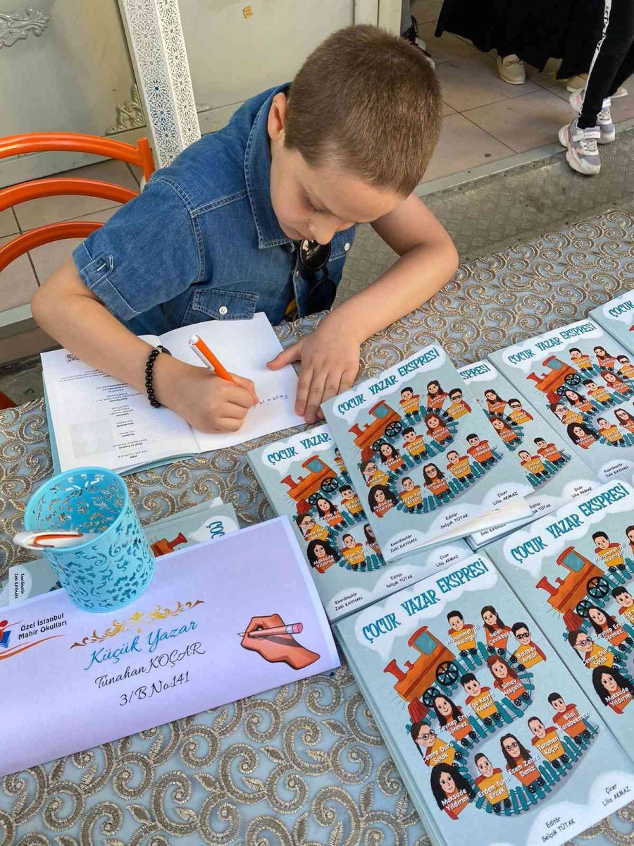 Çocuk Yazarlar Kitap Yazdı