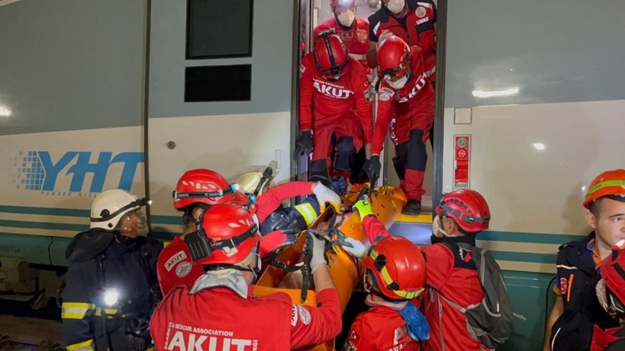 Türkiye’de İlk Olma Özelliği Taşıyan Yangın Tatbikatı Eskişehir’de Yapıldı