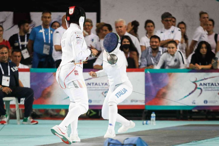 Avrupa Eskrim Şampiyonası Antalya’da, Heyecan Dolu Müsabakalarla Devam Ediyor