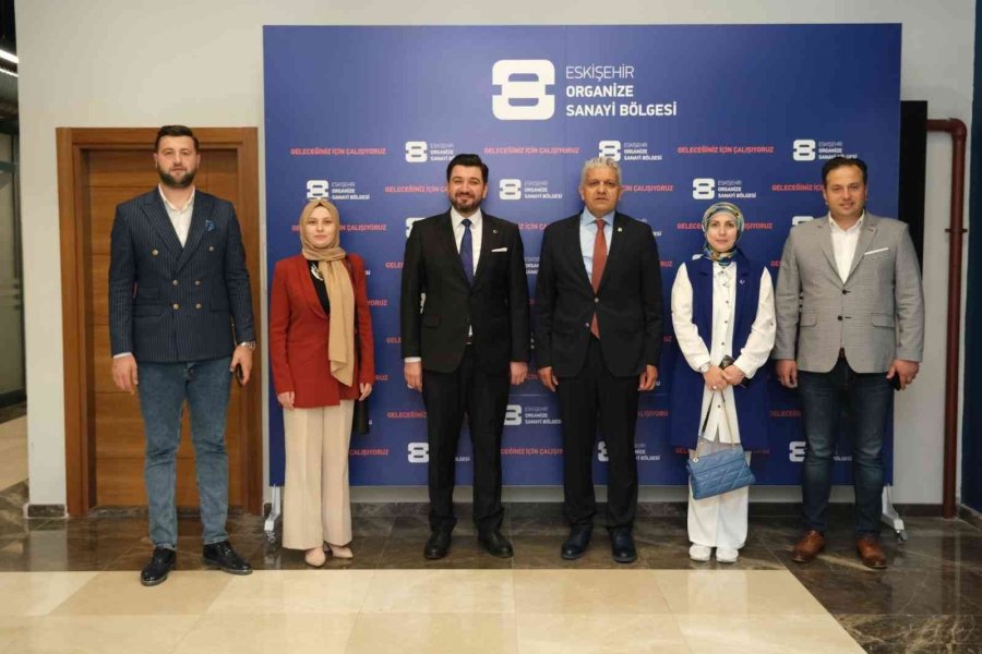 Ak Parti Tepebaşı Heyetinden Başkan Küpeli’ye Ziyaret