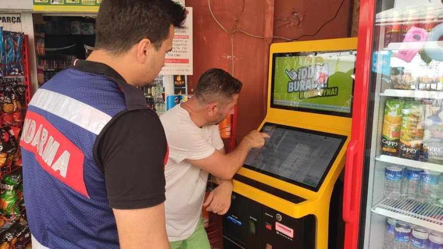 Jandarmadan Yasadışı Bahis, Kumar, Ve Oyun Makineleri Uygulaması