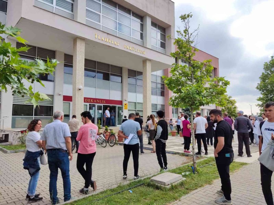 Eskişehir’de Yks 2022 İkinci Oturum Heyecanı