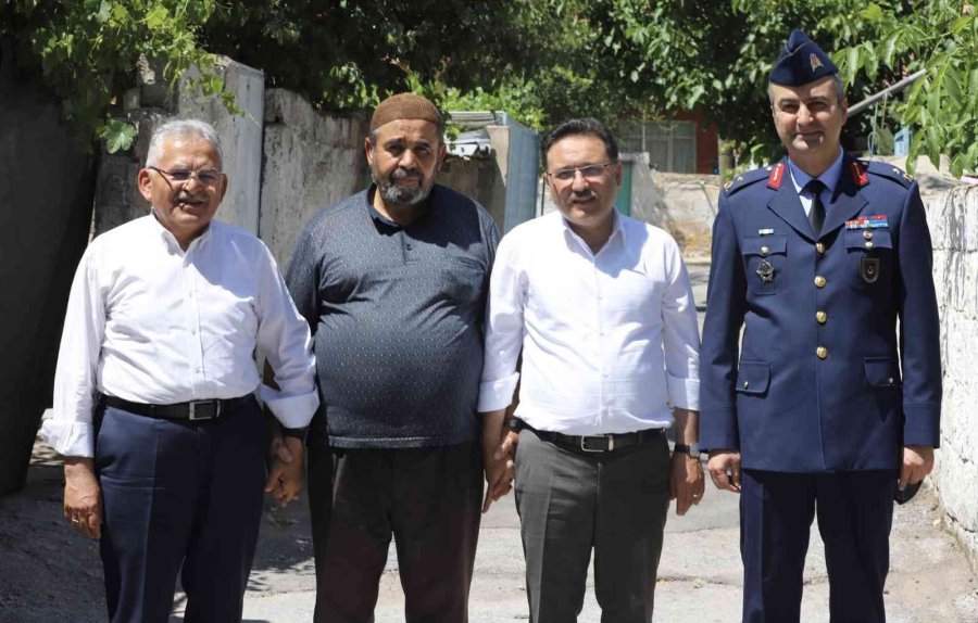 Kayseri Protokolü Şehit Babalarını Ziyaret Etti