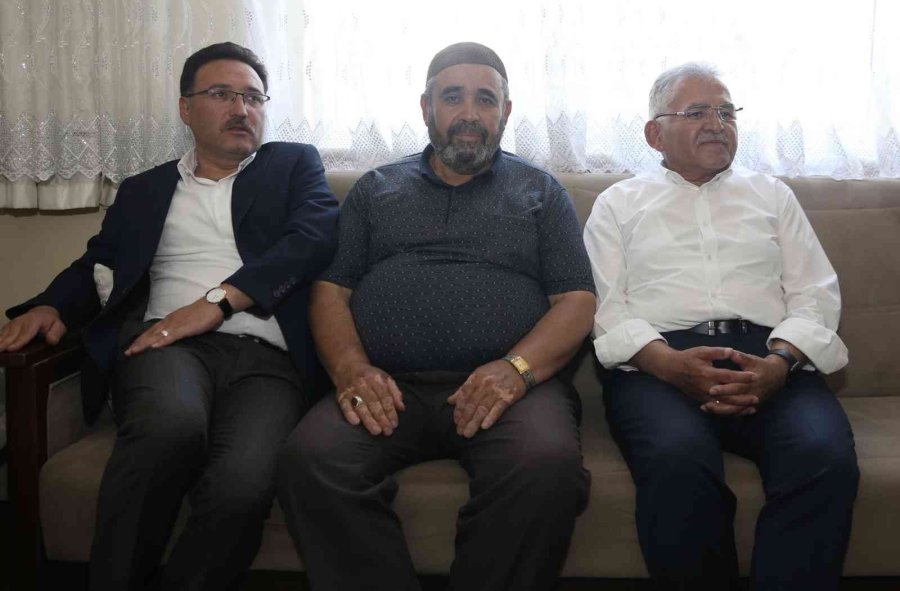 Kayseri Protokolü Şehit Babalarını Ziyaret Etti