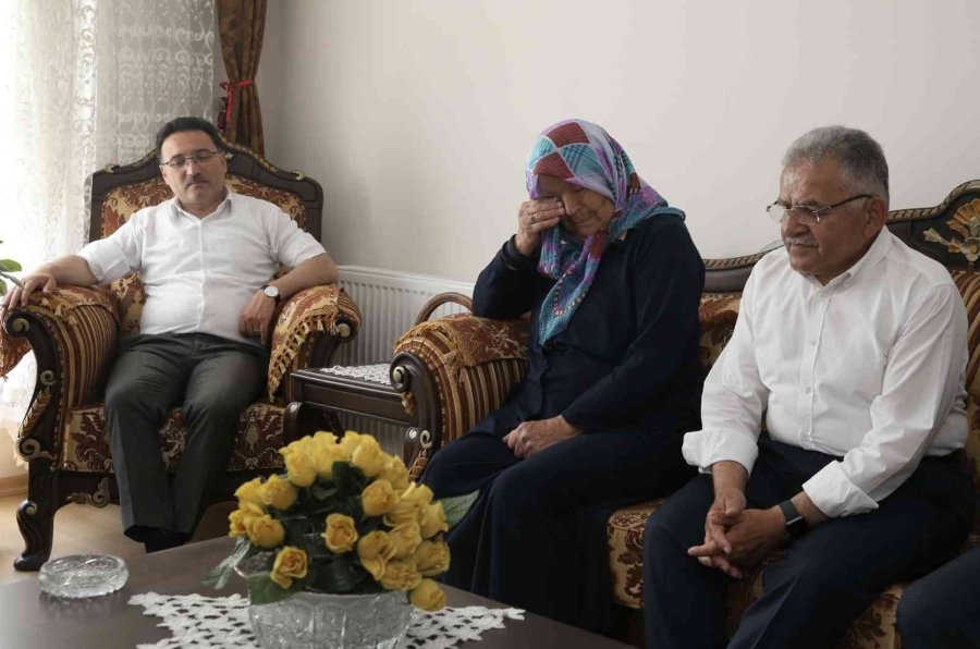 Kayseri Protokolü Şehit Babalarını Ziyaret Etti