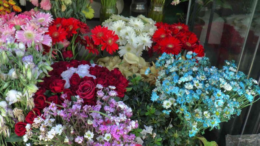 Çiçekçilerde Babalar Günü Sessizliği