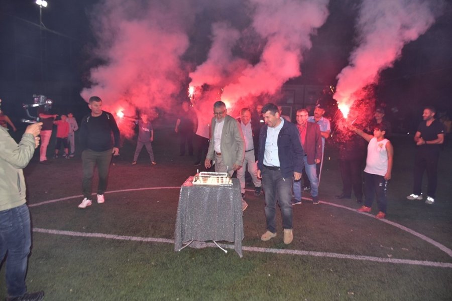 Başkan Bozkurt Gençlerle Halı Saha Maçında Buluştu