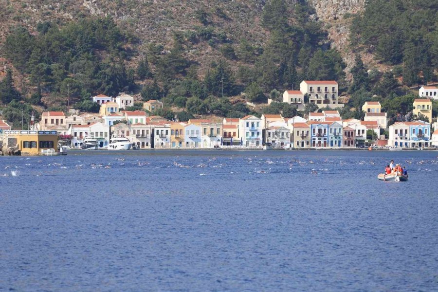 Meis Adası’ndan Dostluğa Kulaç Atacaklar