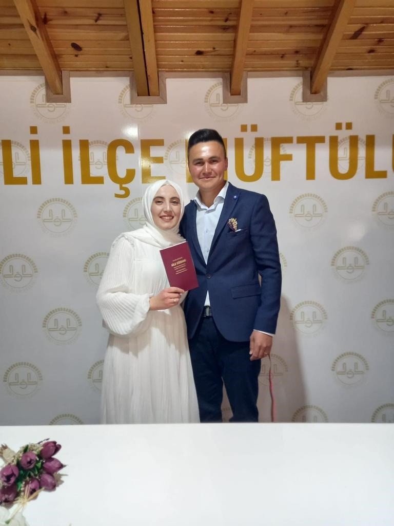 Antalya’da 1 Ay Önce Evlenen Kadın, Kazada Hayatını Kaybetti