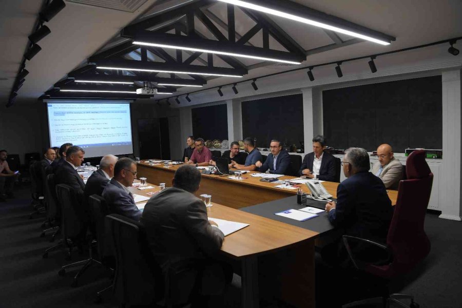 ’erciyes Zirvesi’ Toplandı