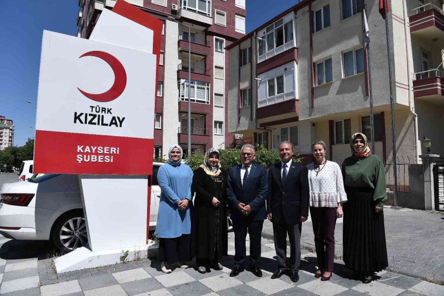 Başkan Büyükkılıç’tan Kızılay’a Ziyaret