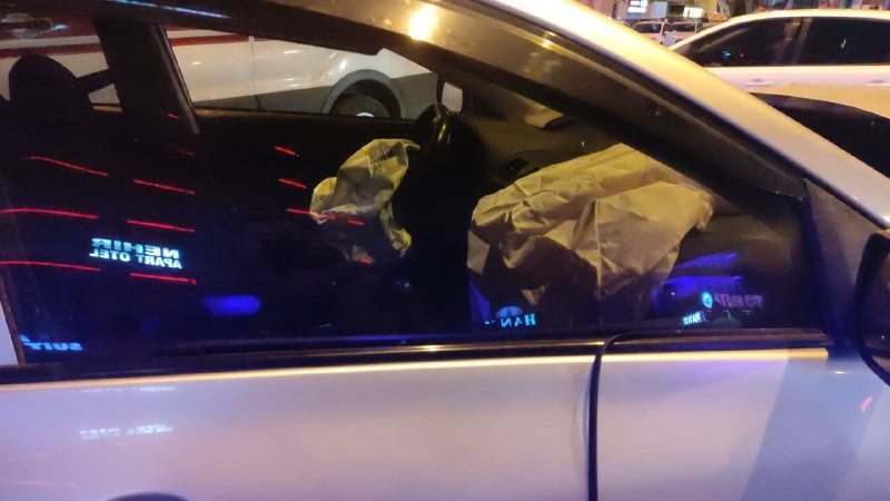 Ana Caddeye Kontrolsüz Çıkıp Kamyonete Çarptı, Olay Yerinden Kaçtı :1 Yaralı