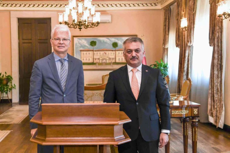 Litvanyalı Turistlerin Bir Numaralı Tercihi, Antalya