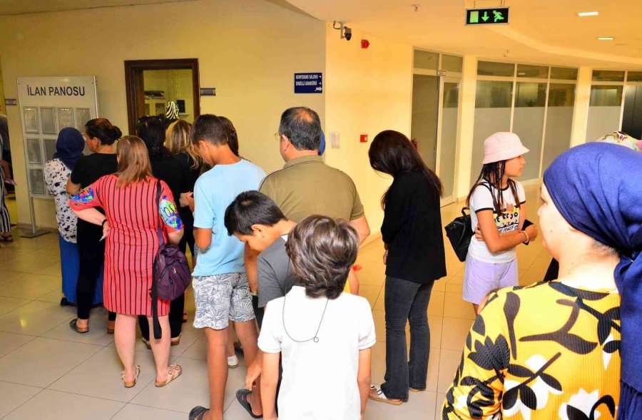 Manavgat’taki Yaz Okullarında Kayıt Yoğunluğu