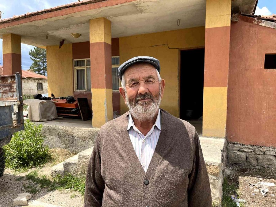 Bu Ev 150 Yılı Aşkın Süredir Sadece Misafir Ağırlamak İçin Bekliyor