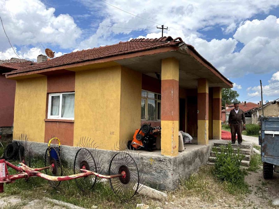 Bu Ev 150 Yılı Aşkın Süredir Sadece Misafir Ağırlamak İçin Bekliyor