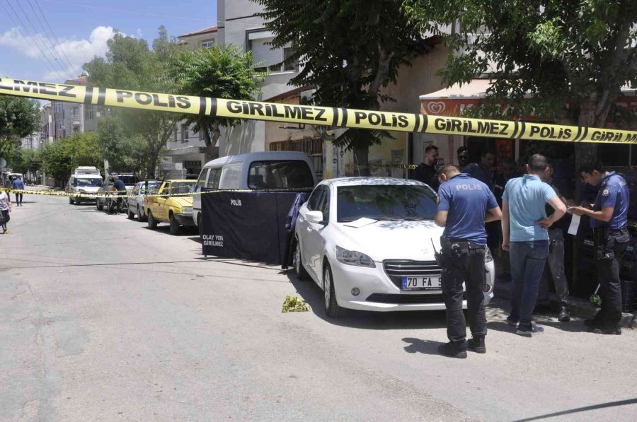 Karaman’da 2 Araç Arasında Kalan Yaşlı Kadın Hayatını Kaybetti