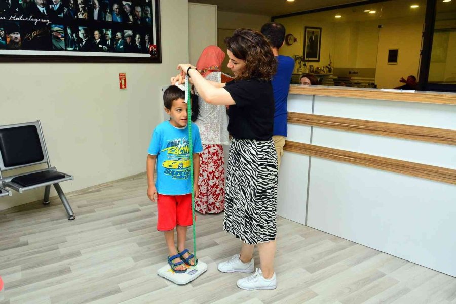 Manavgat Belediyesi 150 Çocuğun Sünnet Kaydını Yaptı