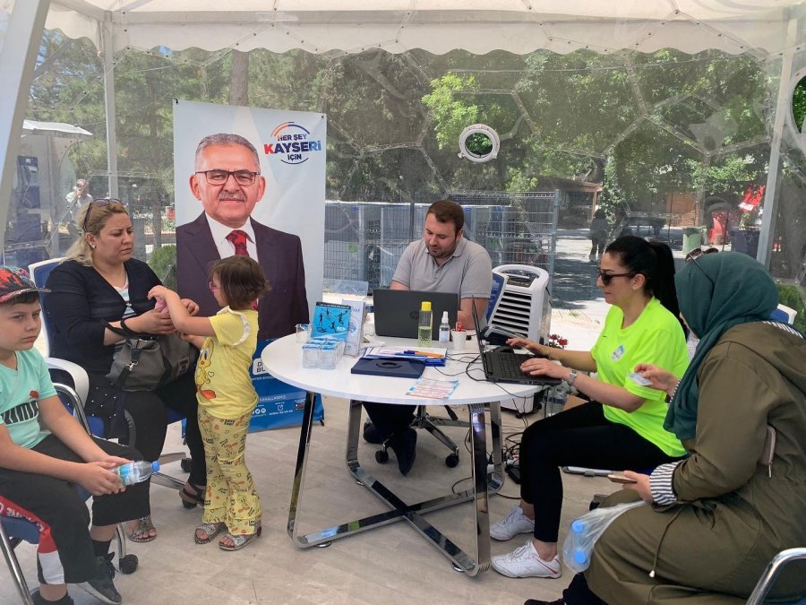 ‘sırdaşın Olayım Projesi’ Büyükşehir İletişim Küresi’nde