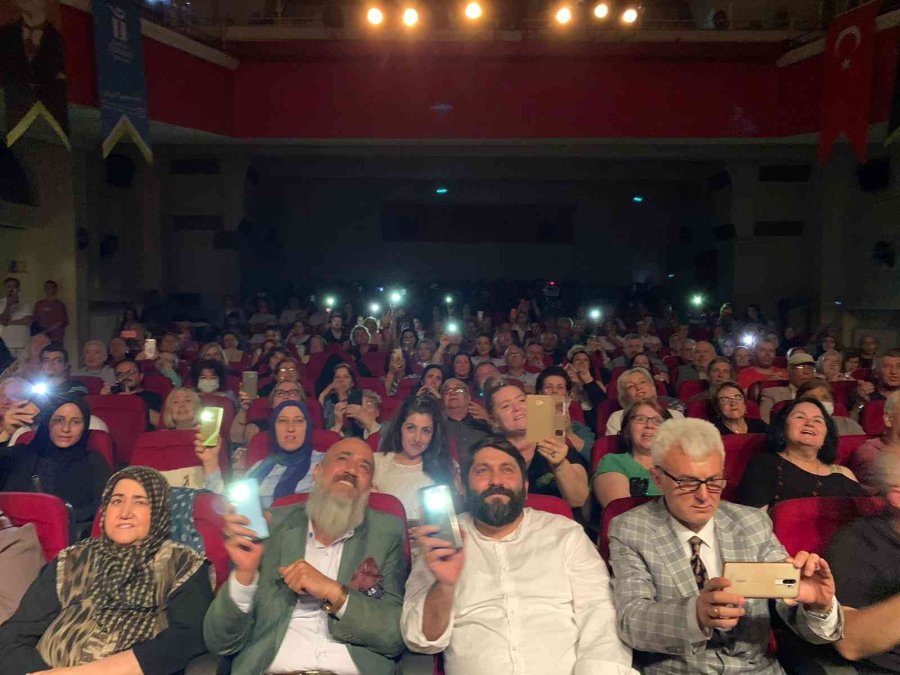 Eskişehir’de Türk Sanat Müziği Korosu Sezon Sonu Konseri