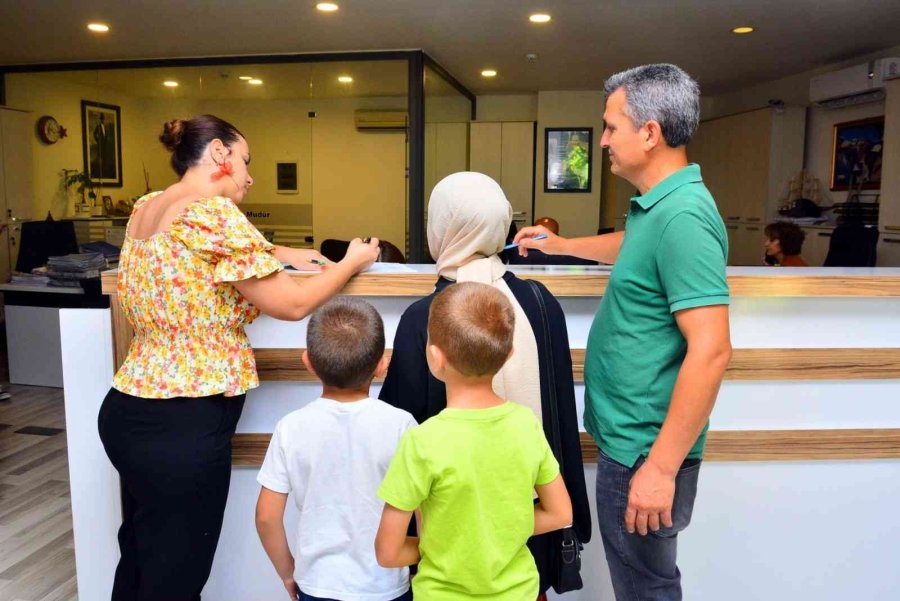 Manavgat Belediyesi 150 Çocuğun Sünnet Kaydını Yaptı