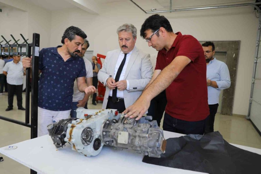 Melikgazi’de Havacılık Ve Uzay Lisesi İçin Çalışmalar Başlıyor