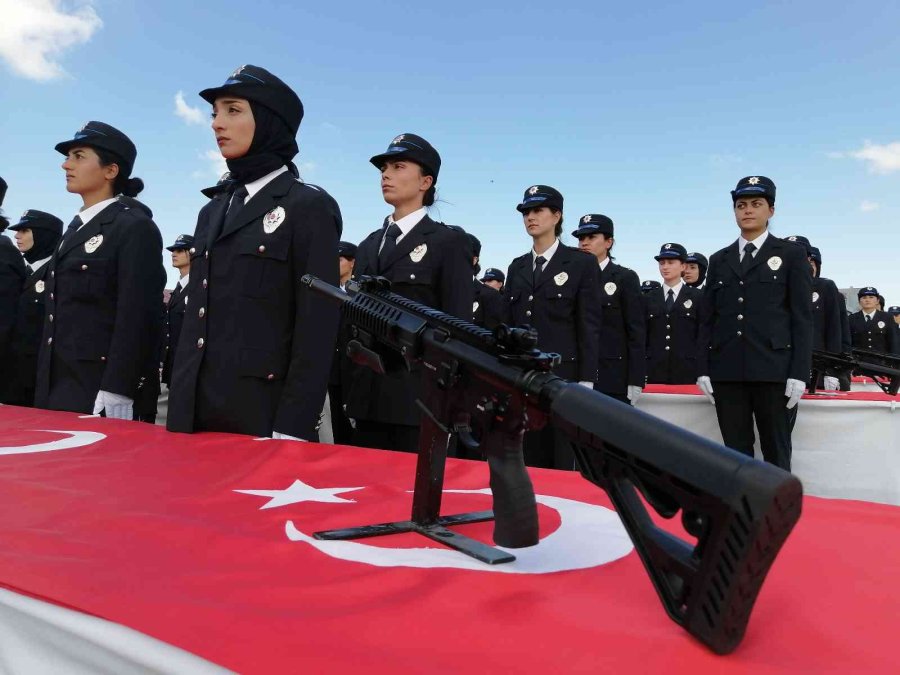 Şehit Önder Güzel Pomem 27. Dönem Mezunlarını Verdi