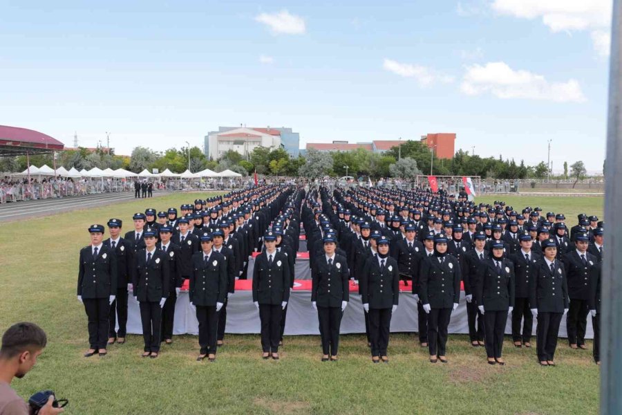 Şehit Önder Güzel Pomem 27. Dönem Mezunlarını Verdi