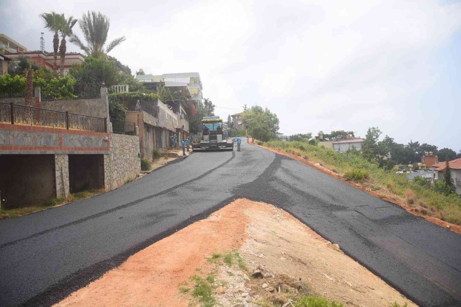 Alanya’da 3 Mahallenin Ulaşım Sorunu Çözüldü