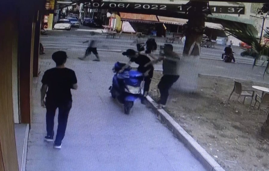 Esnaftan Motosiklet Hırsızına Osmanlı Tokadı