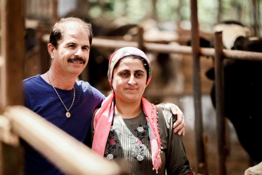 Evde Canı Sıkılan Kadın Hayvancılık İşine Girip 15 Yılda Servet Sahibi Oldu