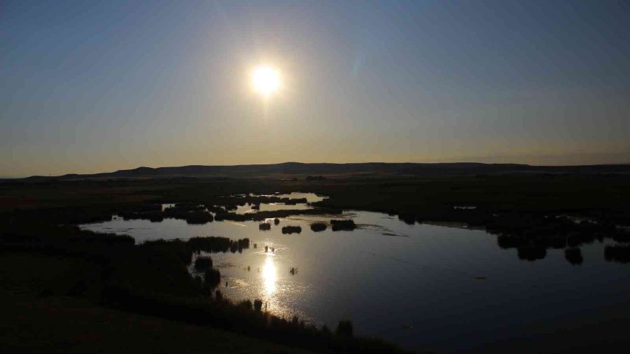 Balıkdamı Fotoğraf Tutkunlarını Hayran Bırakıyor